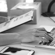 TsOha3VwbsO9IHByb2NlcyB2IGluZm9ybWHEjW5vbSBzeXN0w6ltZQ==